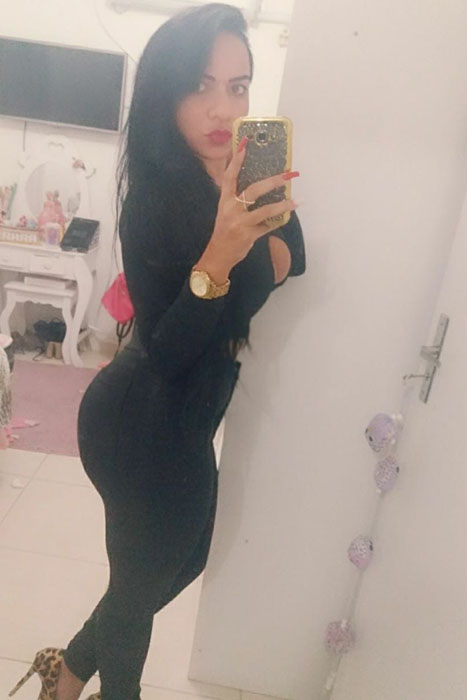Julia Dias | Mulheres Julia Dias | Mulheres