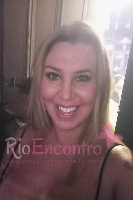Isabela Gouveia | Transex acompanhante travesti zona norte loira (2)