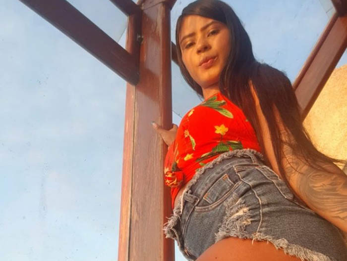 Mirela Safadinha